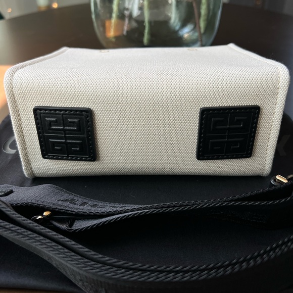 ❌❌SOLD NWT Givenchy G-Tote Mini Coated Canvas Tote Bag - Picture 6 of 9